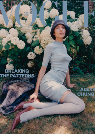 SAFE MGMT Management Paris - Alexa Chung